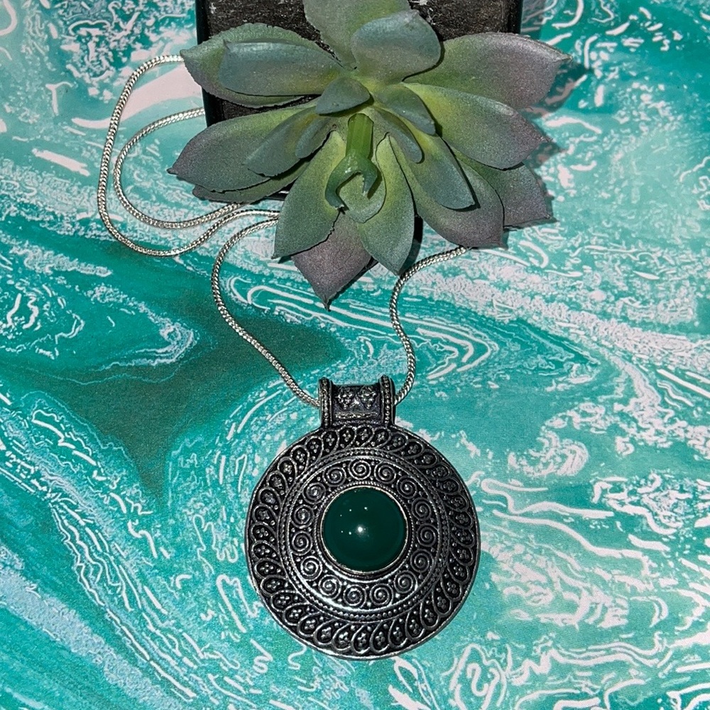 Green Chalcedony Necklace